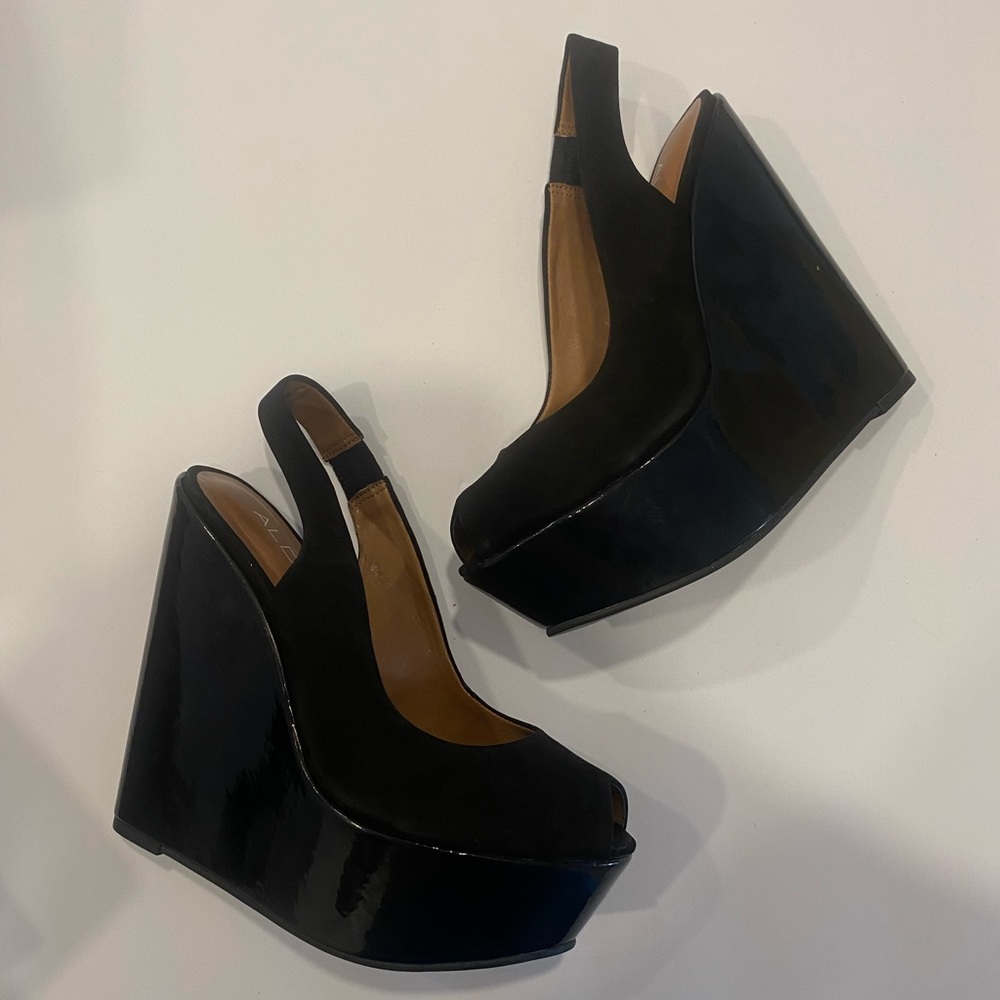 Aldo black wedge sandal